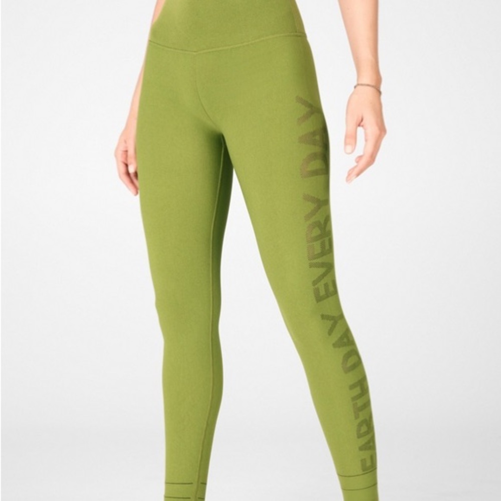 Fabletics High-Waisted SculpKnit Earth Legging